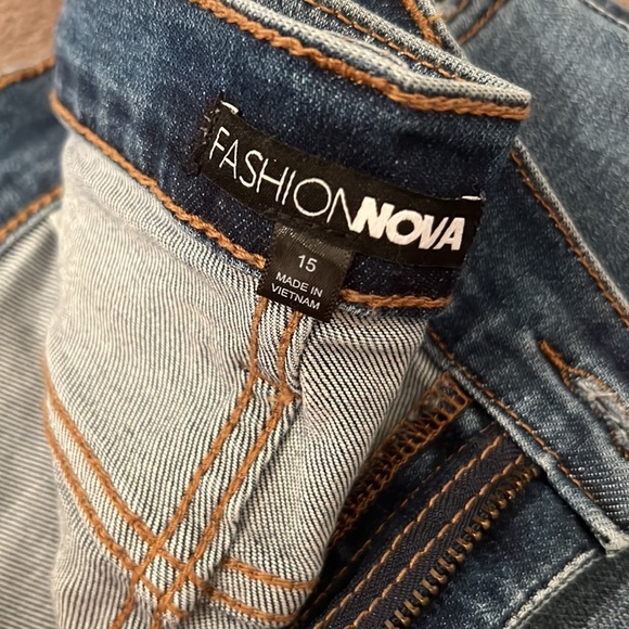 Side Split Jeans - Picture 3 of 5